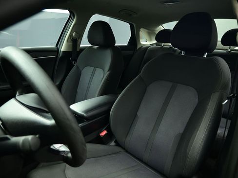 Used 2023 Kia K5 LXS image 16