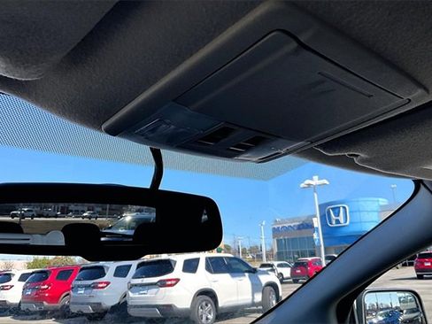 Used 2010 Ford Edge Limited image 23