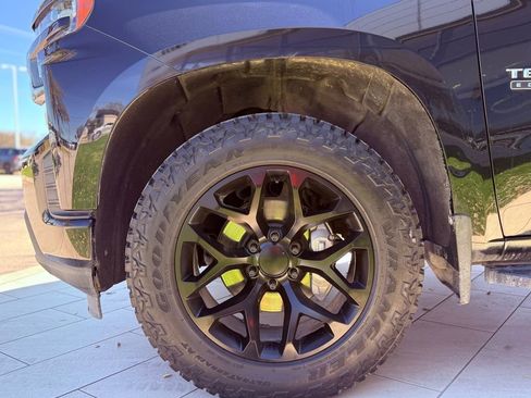 Used 2021 Chevrolet Silverado 1500 RST image 36