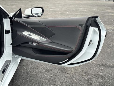 Certified 2023 Chevrolet Corvette Stingray Coupe w/ Z51 Performance Package image 15