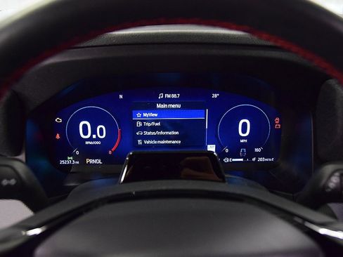 Used 2025 Ford Explorer ST-Line image 17