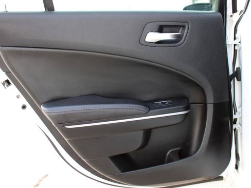 Used 2020 Dodge Charger SXT w/ Leather Interior Group RWD image 39