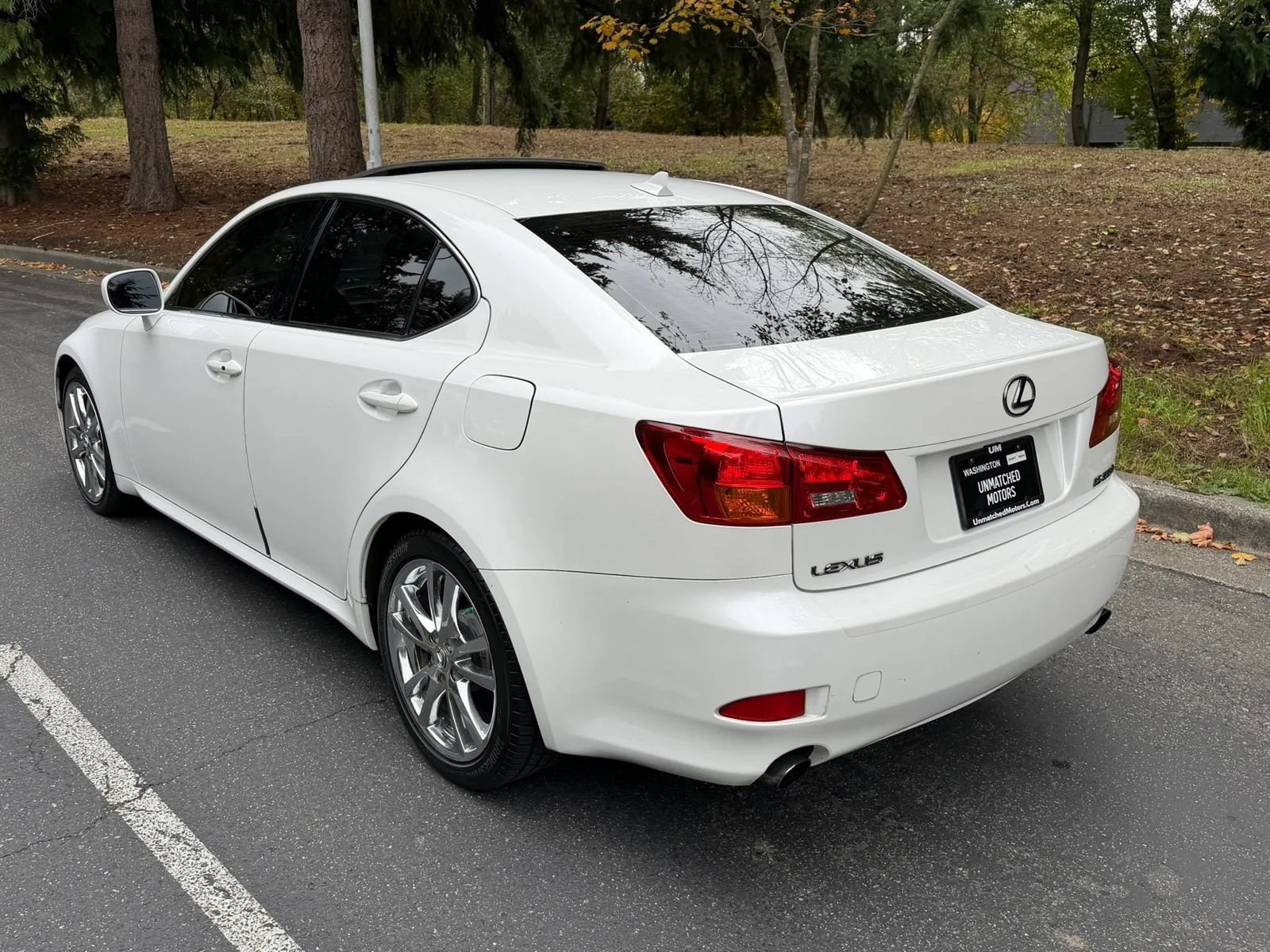 Used 2007 Lexus IS 250 w/ Premium Pkg RWD image 10