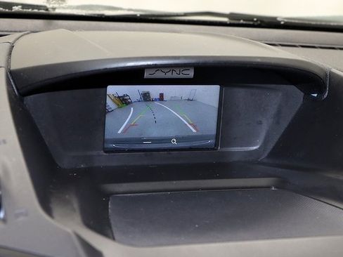 Used 2016 Ford Escape SE image 18