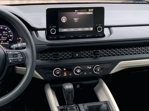 Used 2023 Honda Accord LX image 6