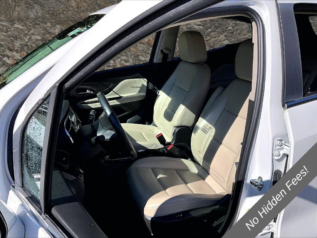 Used 2019 Buick Encore Essence AWD/4WD image 20