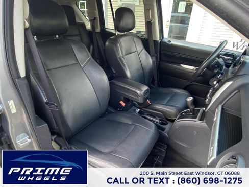 Used 2015 Jeep Compass High Altitude image 9