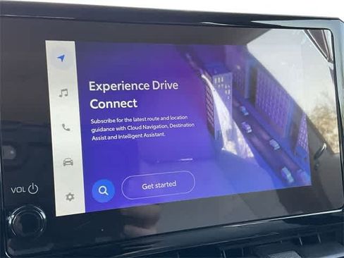 Used 2026 Toyota Corolla Cross L image 21