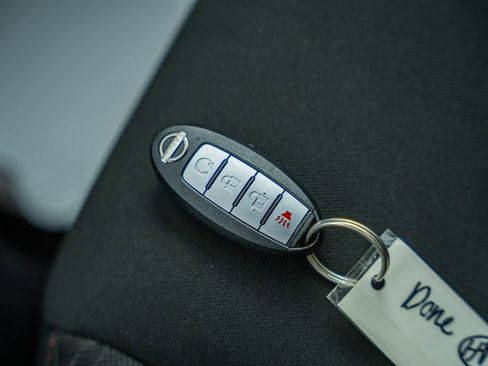 Used 2024 Nissan Frontier PRO-4X w/ Pro Convenience Package image 48