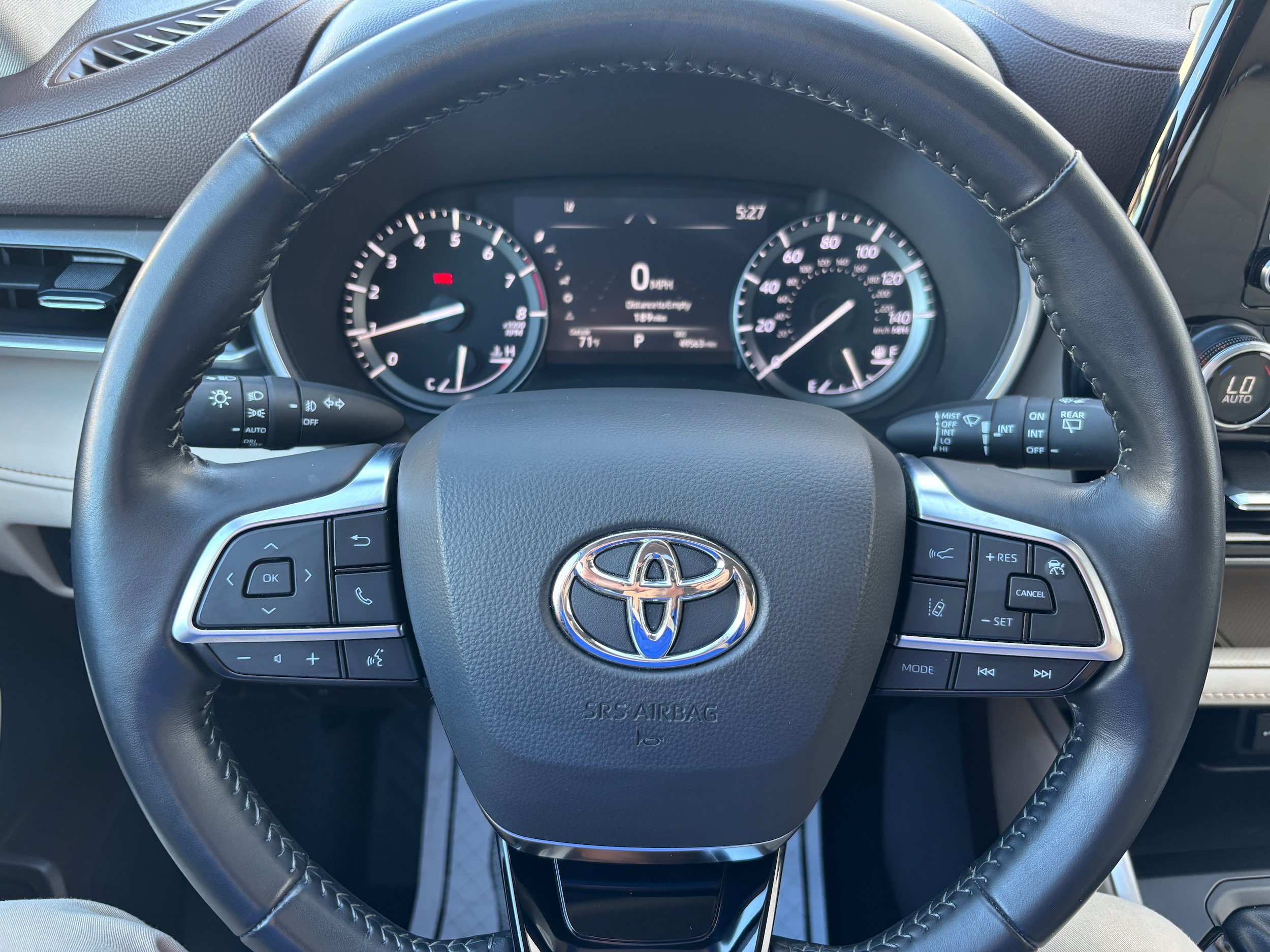 Used 2021 Toyota Highlander XLE FWD image 20