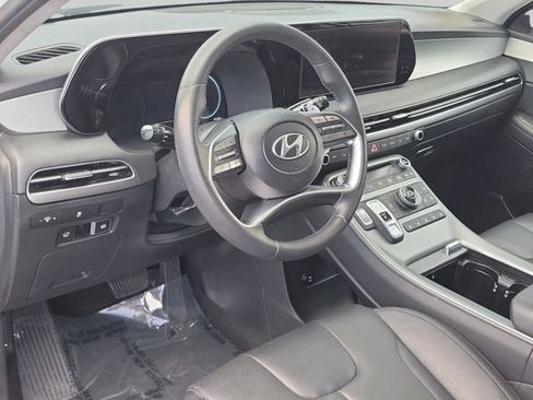 Used 2023 Hyundai Palisade SEL w/ Premium Package FWD image 23