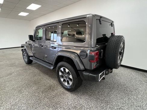 Used 2021 Jeep Wrangler Unlimited Sahara w/ Uconnect 4C Nav & Sound Group image 18