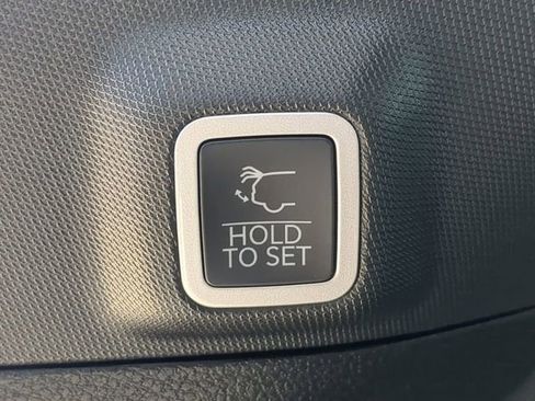 New 2026 Jeep Grand Cherokee Limited image 15