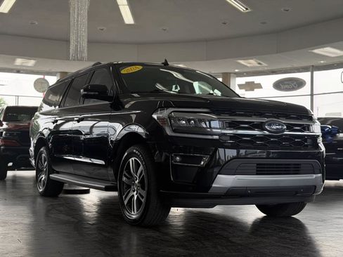 Used 2024 Ford Expedition Max Limited AWD/4WD image 19