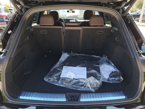 New 2025 Audi Q5 Premium w/ Convenience Package image 31