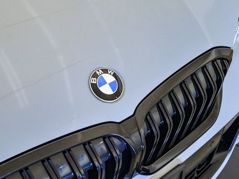 Certified 2023 BMW 330i Sedan w/ M Sport Package image 8