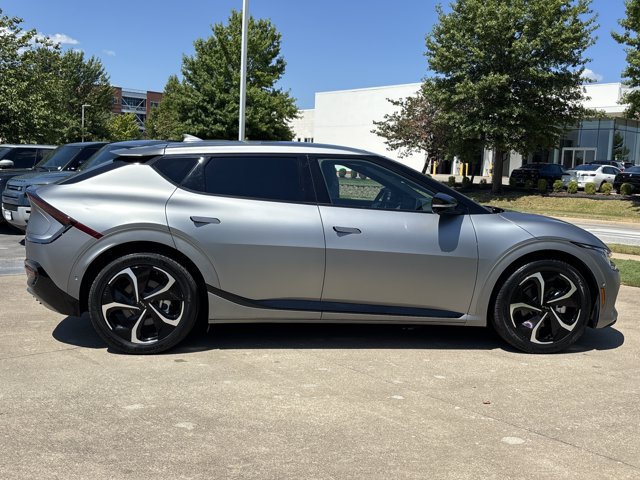 Used 2024 Kia EV6 GT-Line AWD/4WD image 2
