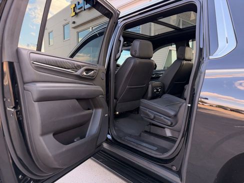 Used 2021 GMC Yukon XL Denali w/ Advanced Technology Package image 15