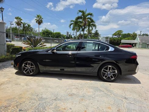 Used 2026 BMW 530i xDrive AWD/4WD image 8