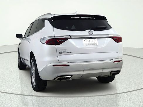 Used 2023 Buick Enclave Essence w/ Experience Buick Package AWD/4WD image 5