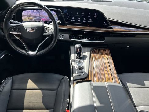 Certified 2023 Cadillac Escalade Premium Luxury image 16