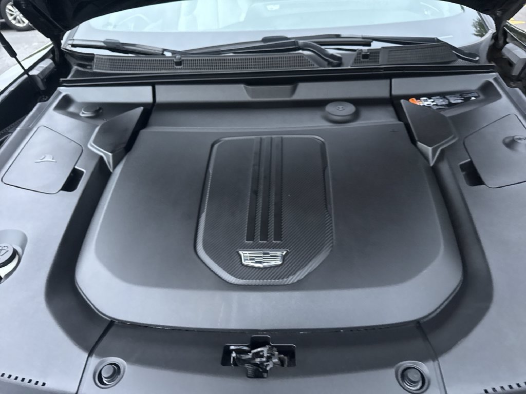 Used 2024 Cadillac Lyriq Luxury AWD/4WD image 18