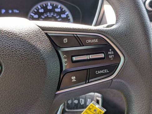 Used 2019 Hyundai Santa Fe SE image 24