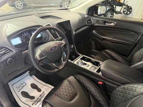 Used 2023 Ford Edge Titanium w/ Cargo Accessory Package AWD/4WD image 30