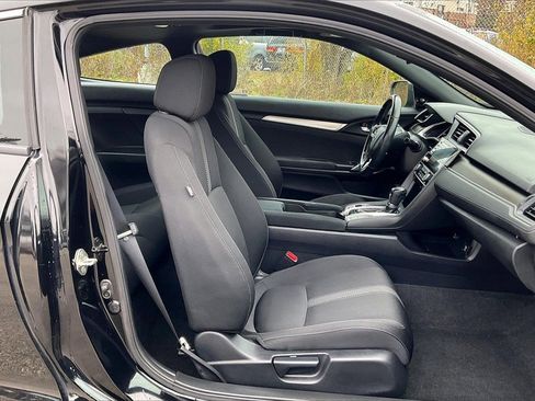Used 2019 Honda Civic EX image 6