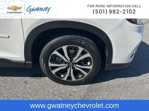 Used 2021 Subaru Forester Limited image 12