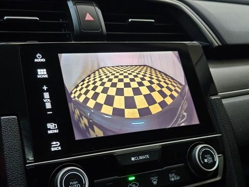 Used 2018 Honda Civic EX image 29