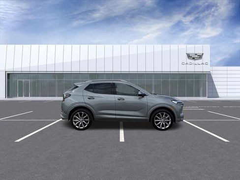 Used 2024 Buick Encore GX Avenir w/ Avenir Technology Package AWD/4WD image 2