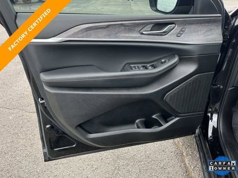 Certified 2024 Jeep Grand Cherokee L Limited w/ Luxury Tech Group II image 26