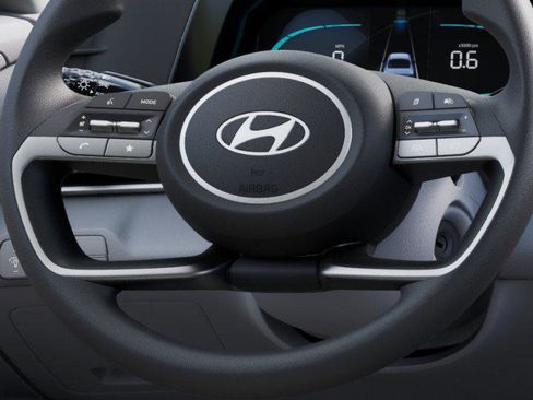 New 2025 Hyundai Elantra SE image 15