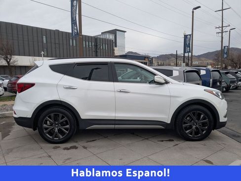 Used 2018 Hyundai Santa Fe Sport image 2