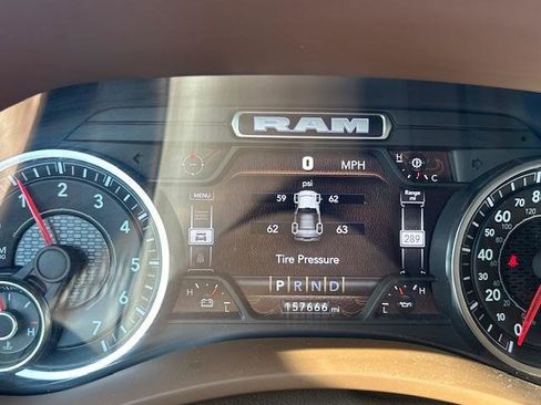 Used 2022 RAM 2500 Laramie AWD/4WD image 3