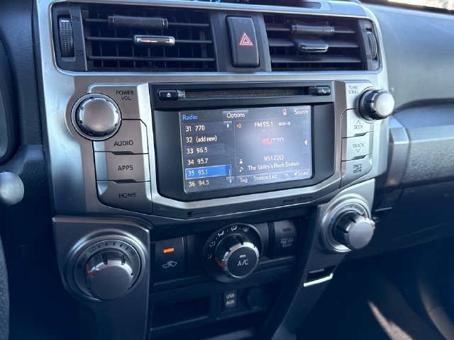 Used 2018 Toyota 4Runner SR5 Premium AWD/4WD image 28