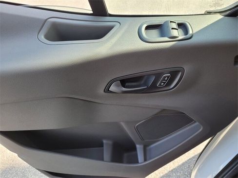 New 2025 Ford Transit 250 148 Medium Roof image 23