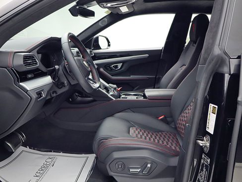 Used 2024 Lamborghini Urus S image 48