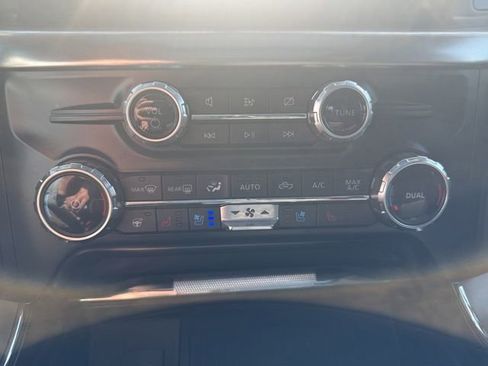 Used 2022 Ford F150 Lariat w/ Equipment Group 502A High AWD/4WD image 16
