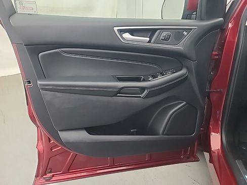 Used 2019 Ford Edge Titanium w/ Canadian Touring Package AWD/4WD image 22