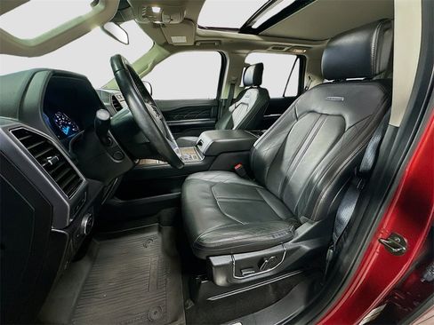 Used 2019 Ford Expedition Platinum image 23