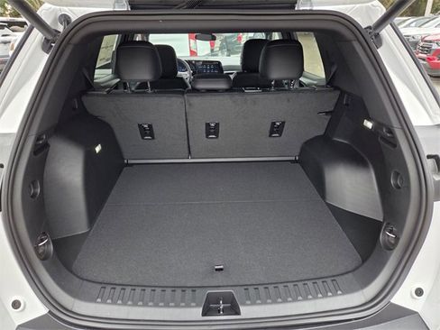 New 2026 Chevrolet Equinox LT w/ Convenience Package II image 20