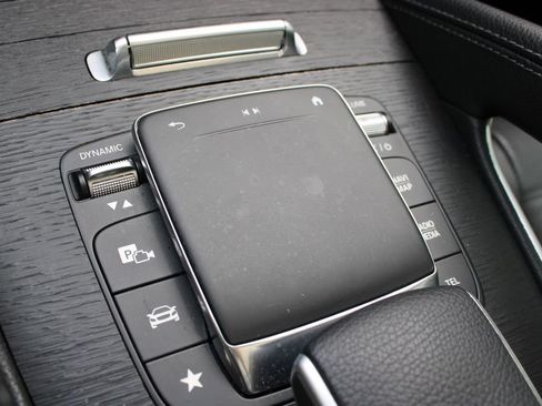 Used 2023 Mercedes-Benz GLS 580 4MATIC image 22