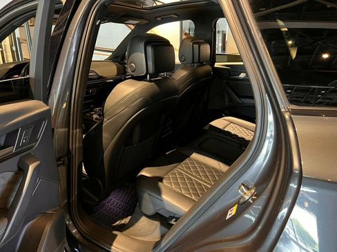 Used 2019 Audi SQ5 Prestige AWD/4WD image 24