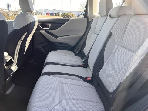 Certified 2023 Subaru Forester Base image 23