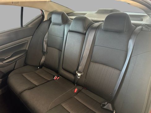 Used 2024 Nissan Altima 2.5 SV FWD image 16