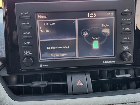 Used 2020 Toyota RAV4 XLE image 13