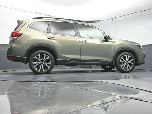 Used 2020 Subaru Forester Limited AWD/4WD image 39