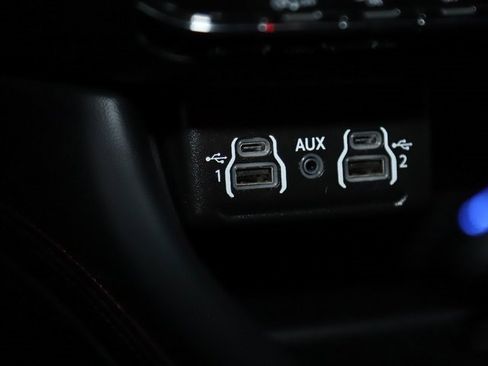 Used 2023 Dodge Durango GT image 28